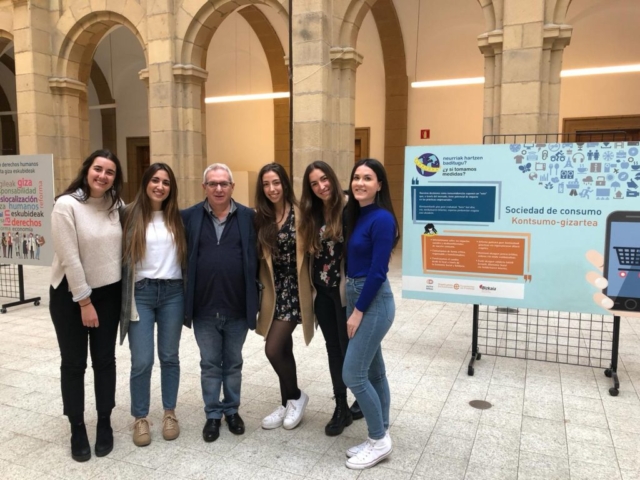 Universidad de Deusto. Bilbao. Master en Psicoterapia Sistémico-Relacional