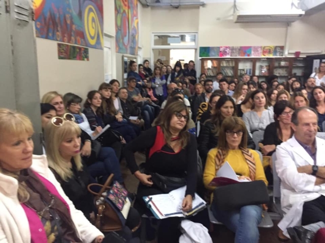 Encuentro en el Hospital Alvarez. Buenos Aires