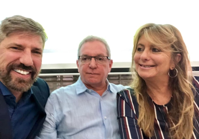 Encuentro en APA. Asociación Psicoanalítica Argentina. La Adolescencia Normal, 50 años después. Con Jorge E. Catelli y Claudia Amburgo